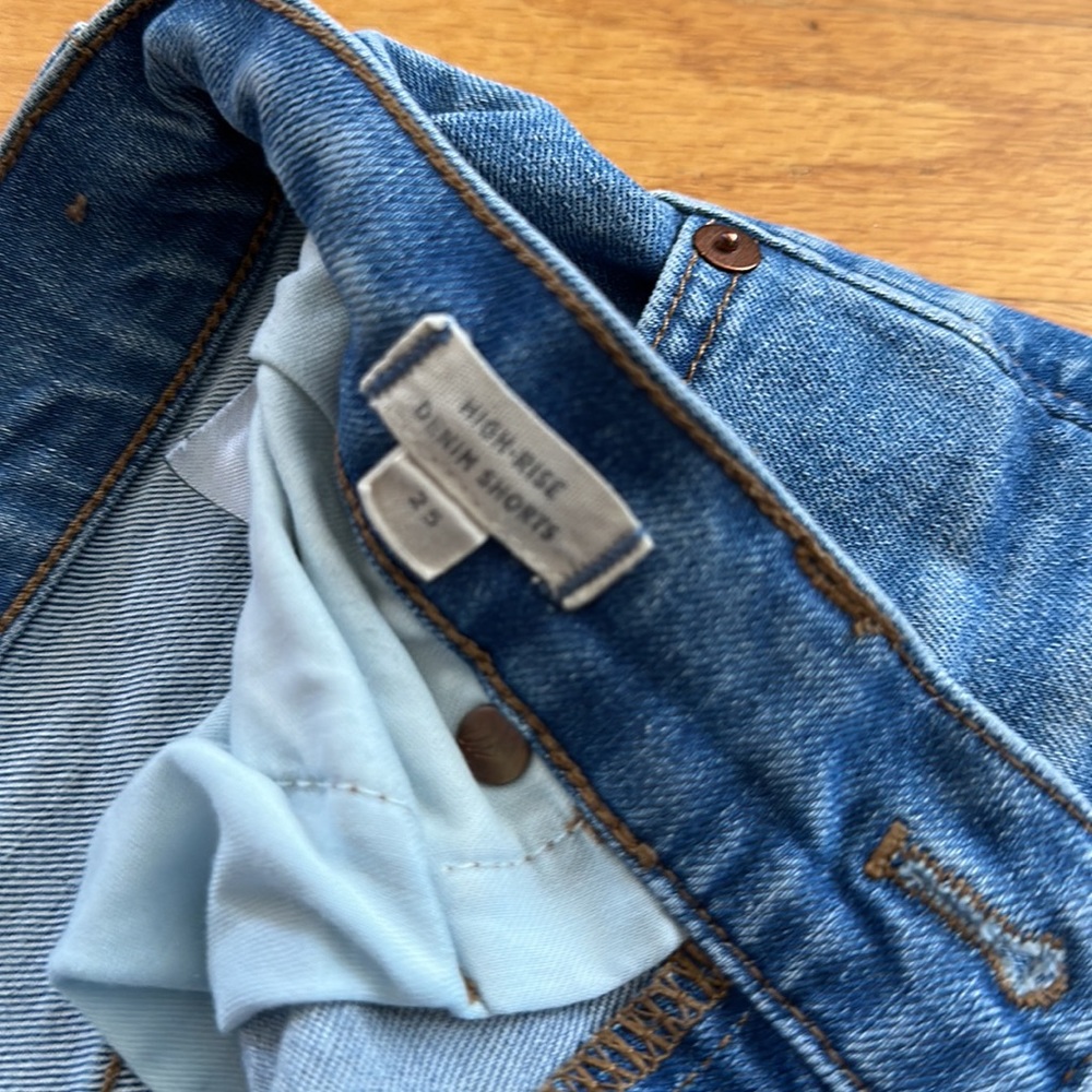 Madewell High Rise Denim Shorts - Picture 5 of 5